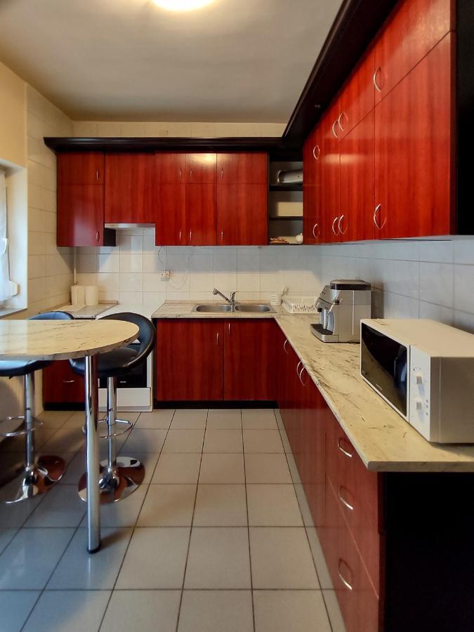 Afrodite Apartmanhaz Еґер Екстер'єр фото